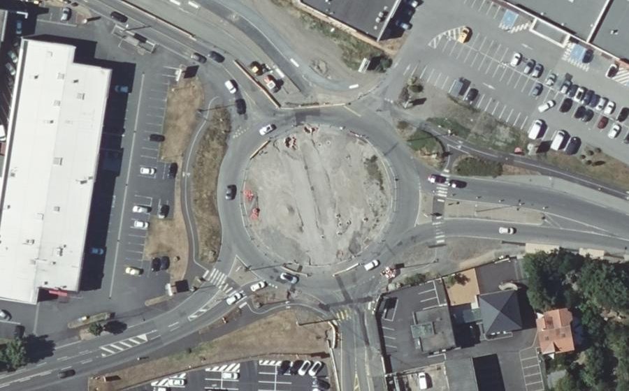 Vue aérienne du Rond-point anonyme n°26727187