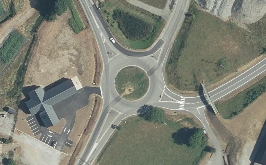 Vue aérienne du Rond-point anonyme n°26779710