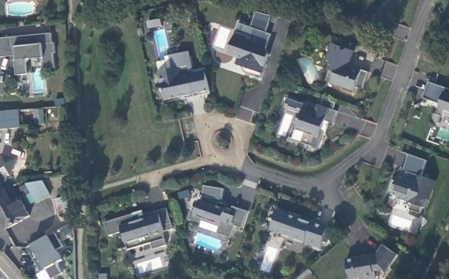 Vue aérienne du Rond-point anonyme n°26841839