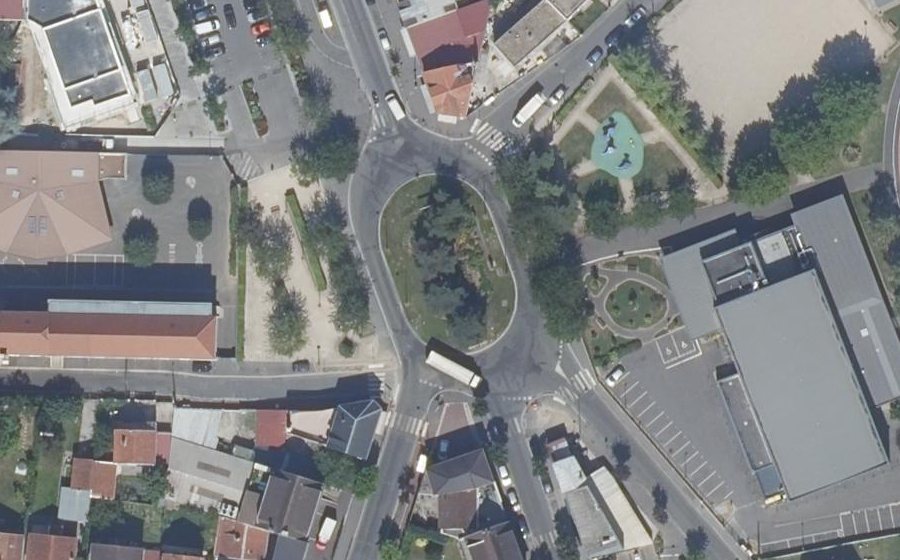 Vue aérienne du Rond-Point Léo Lagrange