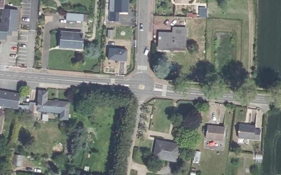 Vue aérienne du Rond-point anonyme n°27120818
