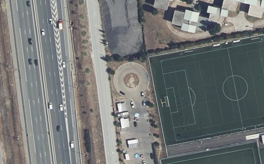 Vue aérienne du Rond-point anonyme n°273304050