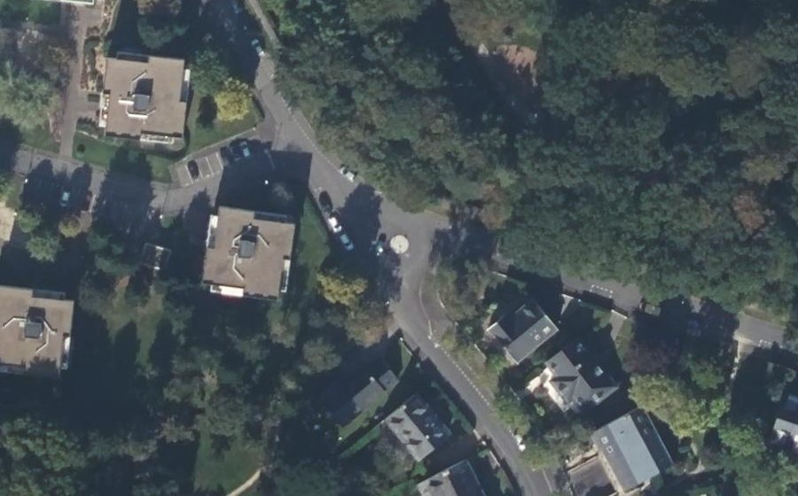 Vue aérienne du Rond-point anonyme n°27395027