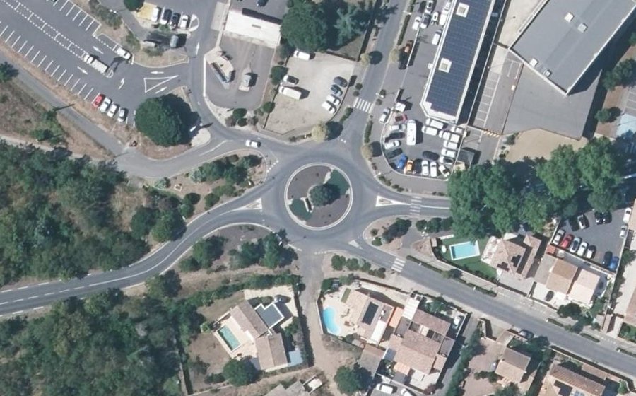 Vue aérienne du Rond-Point Gravenas