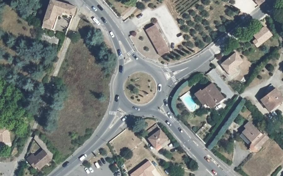 Vue aérienne du Rond-Point du Pont de Salavas