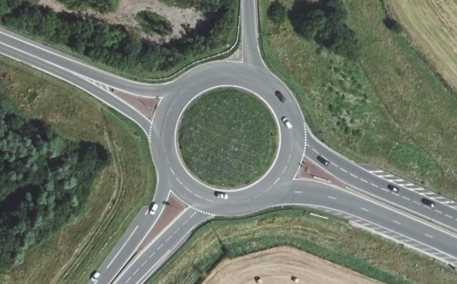 Vue aérienne du Rond-point anonyme n°27522003