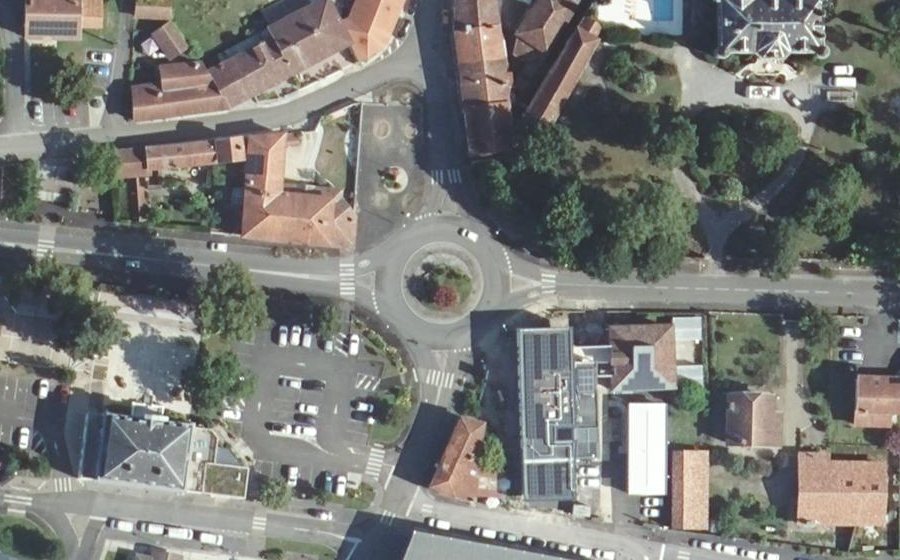 Vue aérienne du Rond-Point de la Mairie