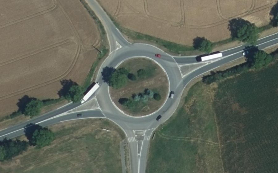 Vue aérienne du Rond-Point Entre Plaine et Marais