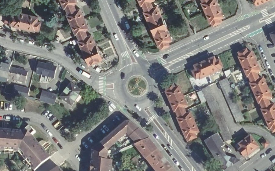 Vue aérienne du Rond-Point des Justes parmi les Nations
