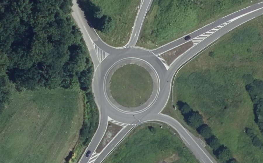 Vue aérienne du Rond-point anonyme n°27850005