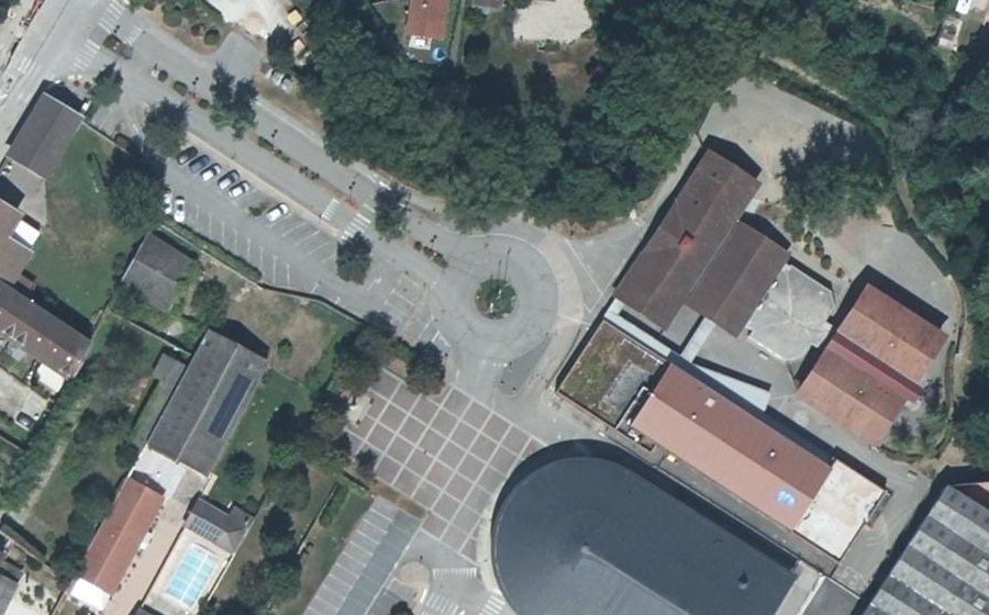 Vue aérienne du Rue des Écoles