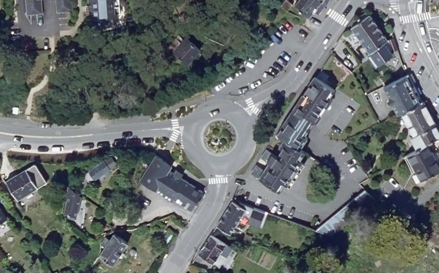 Vue aérienne du Rond-point anonyme n°28006535