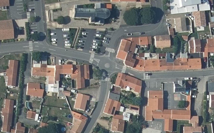 Vue aérienne du Place de l'Église