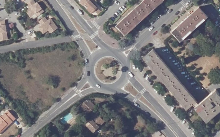 Vue aérienne du Rond-Point Bachaga Boualam