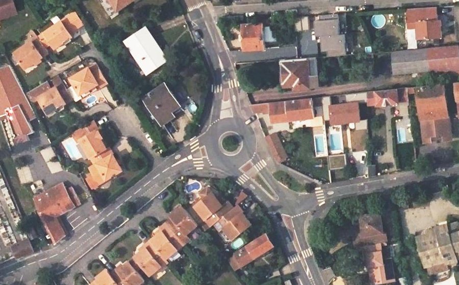 Vue aérienne du Rond-Point Castello de la Ribeira