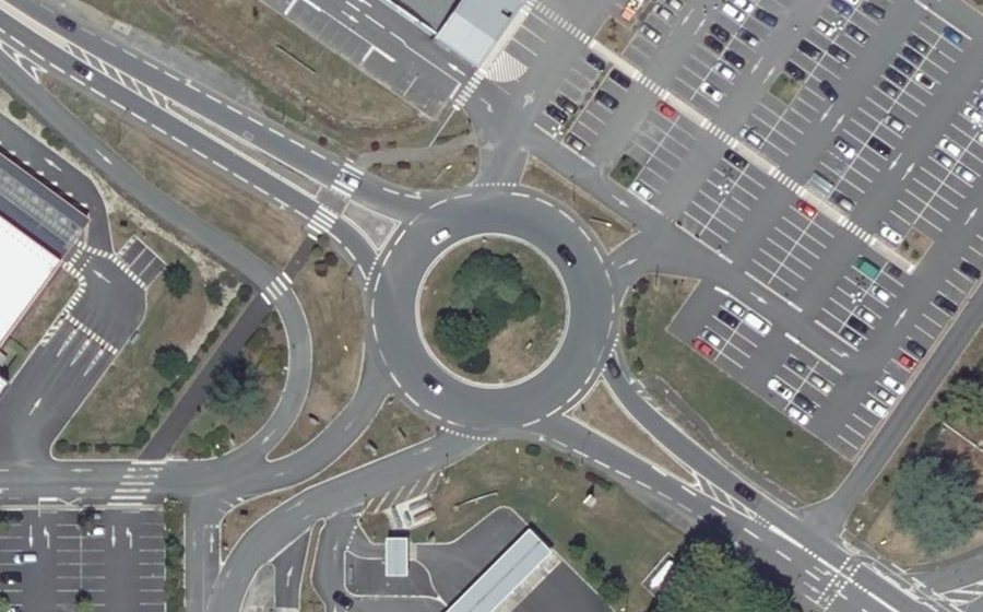 Vue aérienne du Rond-Point du Sapeur-Pompier François Cambarot