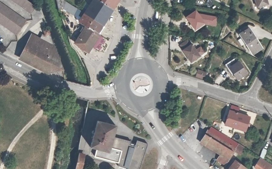 Vue aérienne du Place Jean Coupat