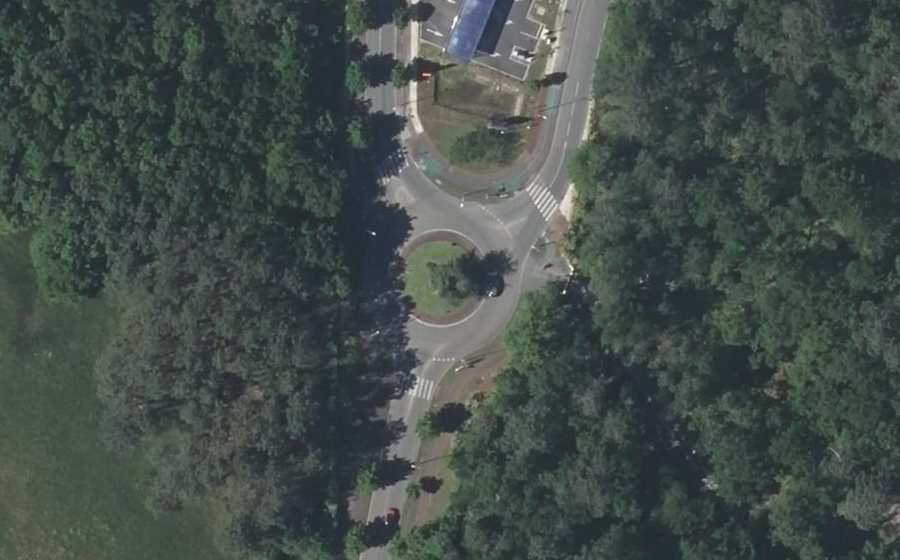 Vue aérienne du Rond-point anonyme n°29120016
