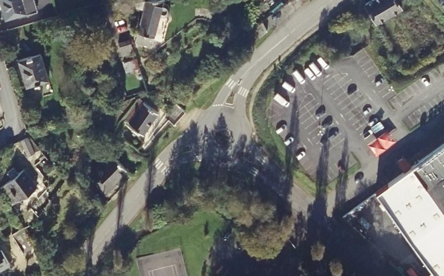 Vue aérienne du Rond-point anonyme n°29226359