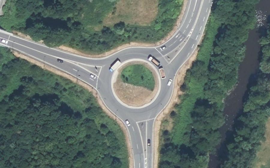 Vue aérienne du Rond-point anonyme n°29256760