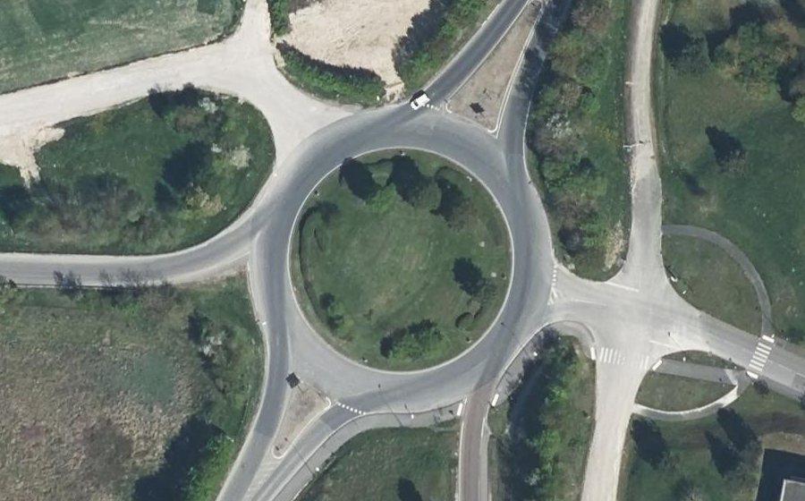 Vue aérienne du Rond-point anonyme n°29342017
