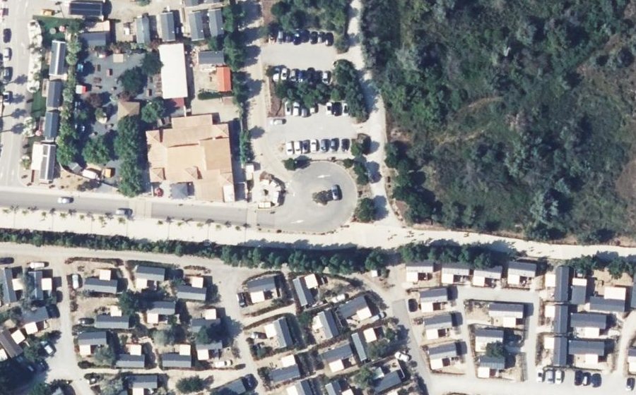 Vue aérienne du Place Marcellin Figueres