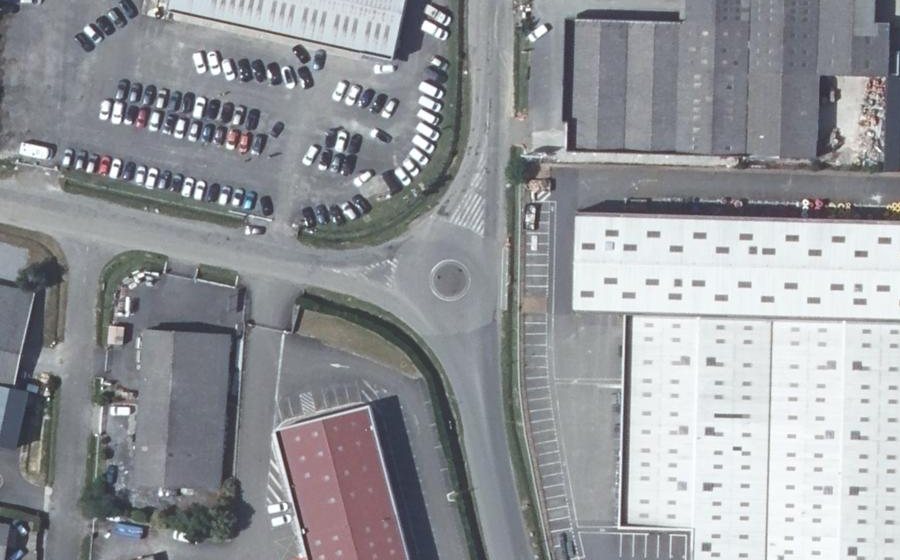 Vue aérienne du Rond-point anonyme n°29420087