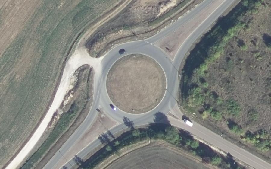 Vue aérienne du Rond-point anonyme n°29504876