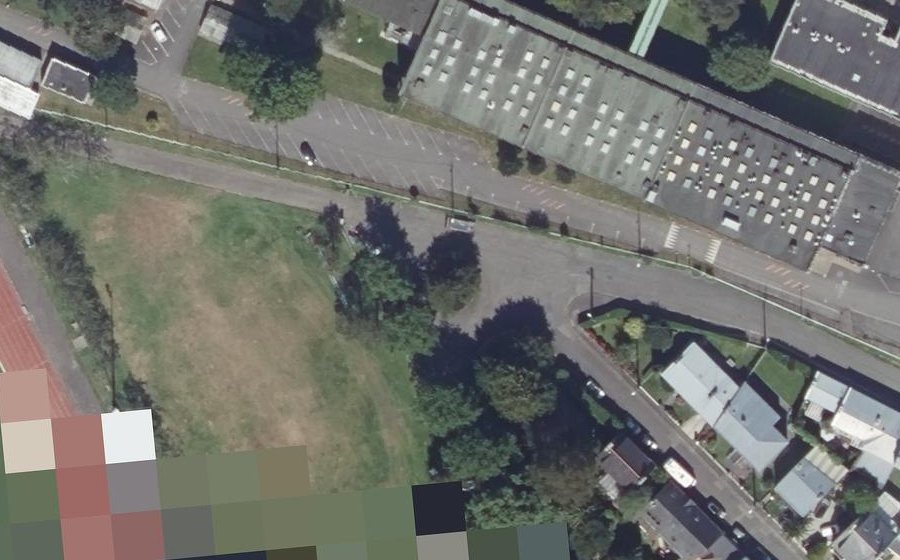 Vue aérienne du Rond-point anonyme n°29595129
