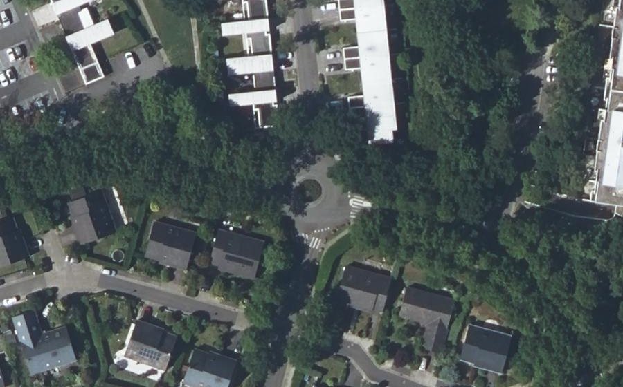 Vue aérienne du Rond-point anonyme n°29920921