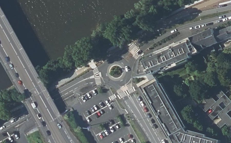 Vue aérienne du Rond-point anonyme n°30004393