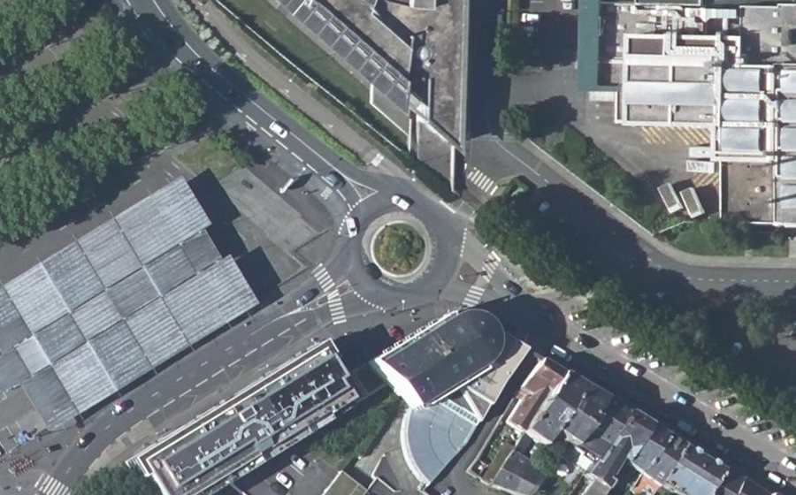 Vue aérienne du Rond-point anonyme n°30004414