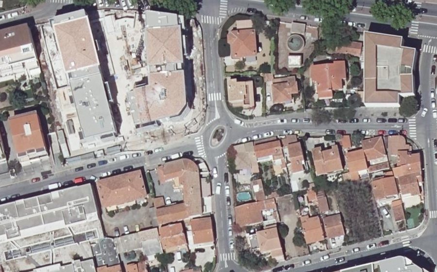 Vue aérienne du Rond-point anonyme n°30070363