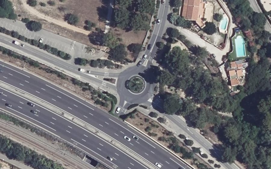 Vue aérienne du Rond-point anonyme n°30130106