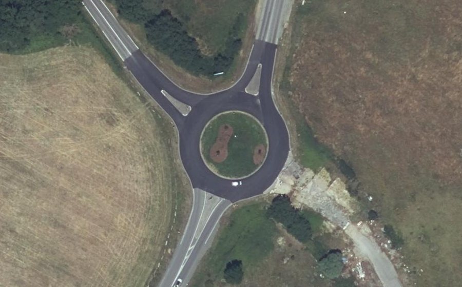 Vue aérienne du Rond-point anonyme n°30182734