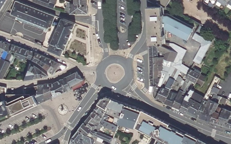 Vue aérienne du Rond-Point Raymond Picard