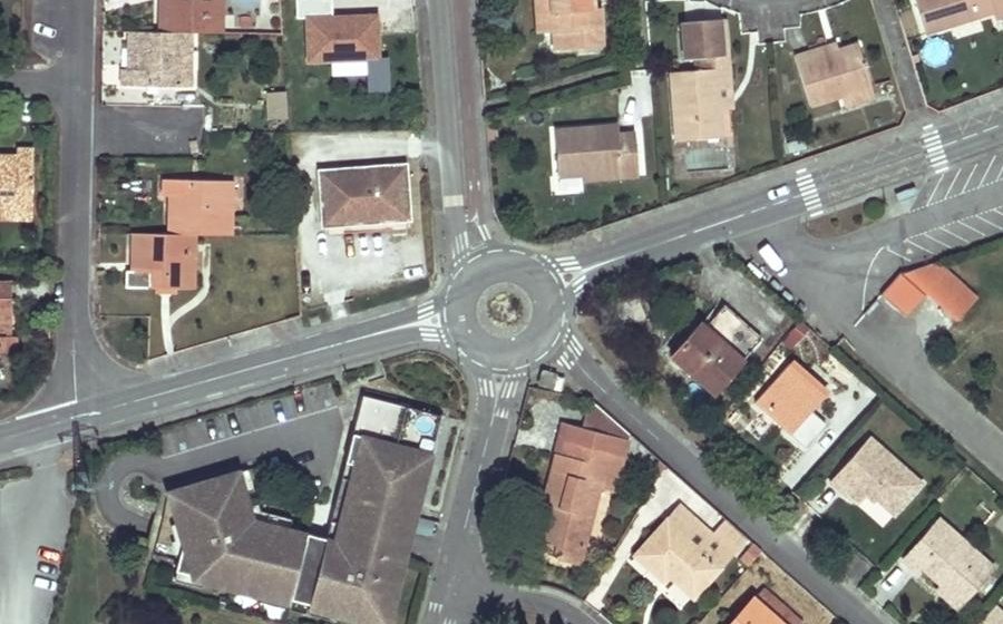 Vue aérienne du Rond-Point du Conseil Municipal des Jeunes