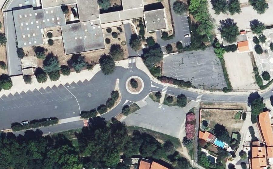 Vue aérienne du Rond-point anonyme n°30642019