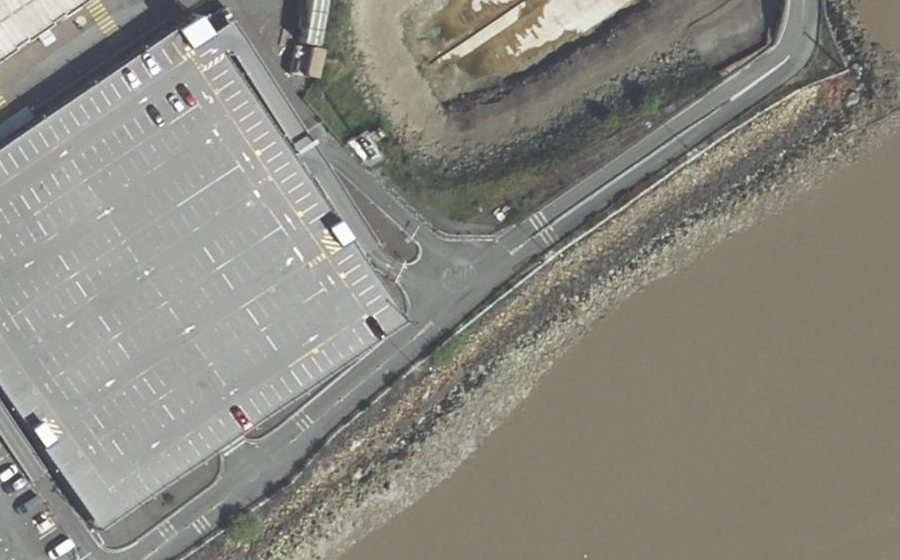 Vue aérienne du Rond-point anonyme n°308894718