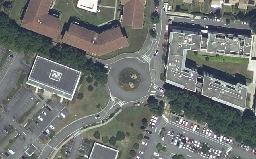 Vue aérienne du Rond-Point Saint-Louis de Toulouse