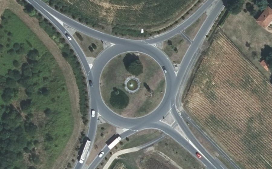 Vue aérienne du Rond-point anonyme n°31173001