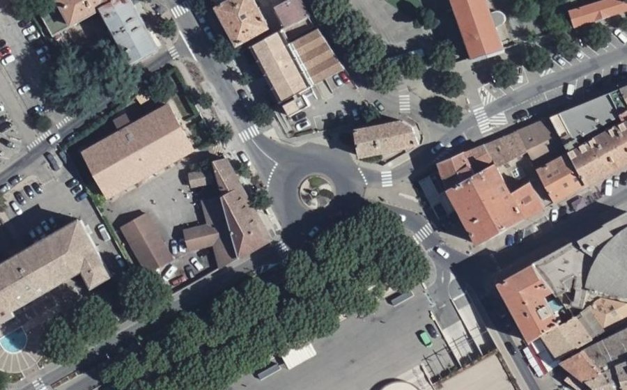 Vue aérienne du Rond-Point du 18 Juin 1940