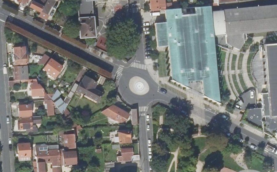 Vue aérienne du Place Léon Saxel