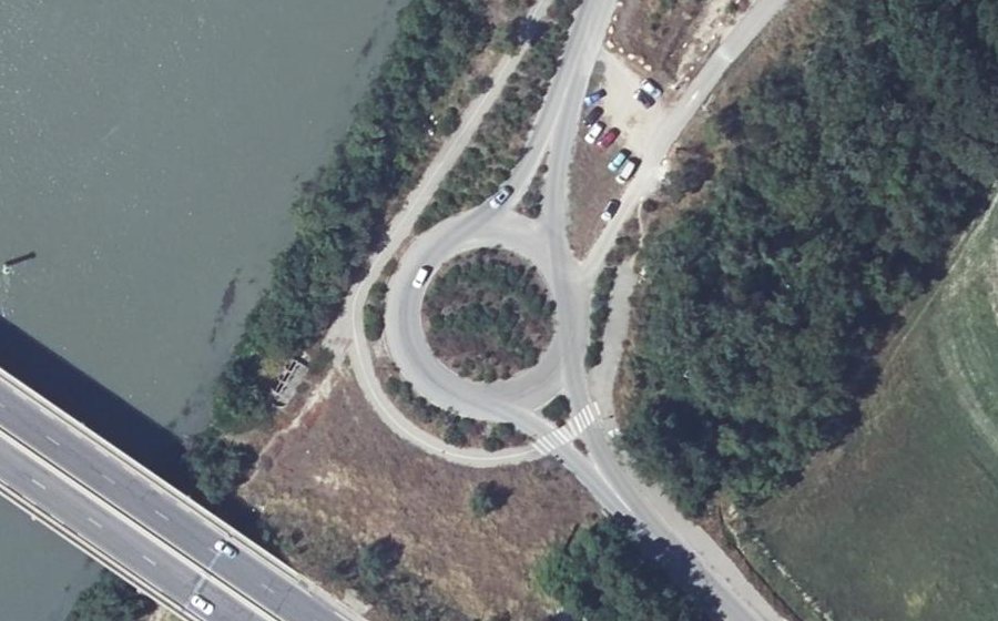 Vue aérienne du Rond-point anonyme n°322007550