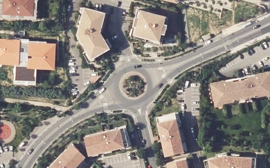 Vue aérienne du Rond-Point des Harkis d’Aix et du Pays d’Aix