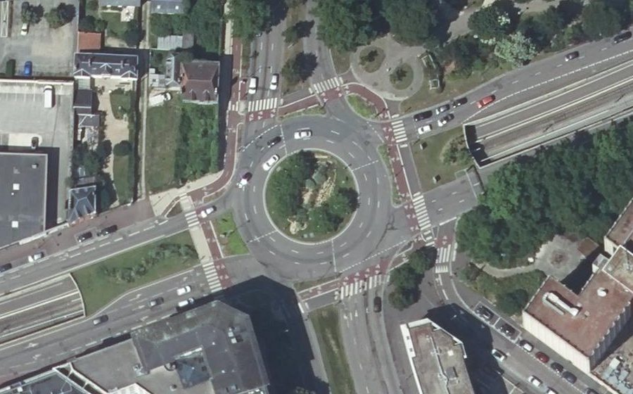 Vue aérienne du Rond-Point des Harkis
