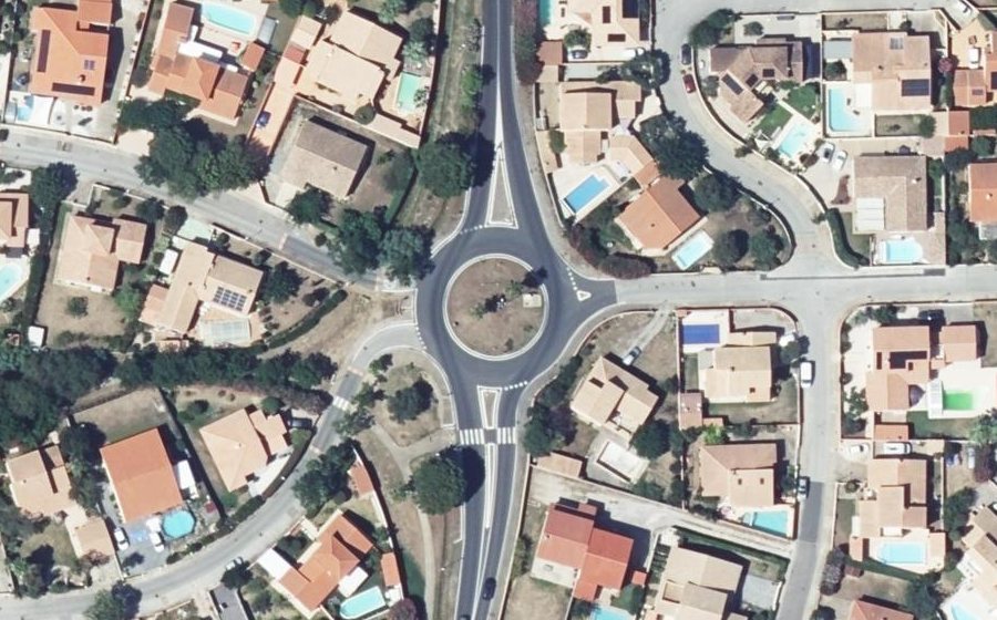Vue aérienne du Rond-Point du 19 Mars 1962