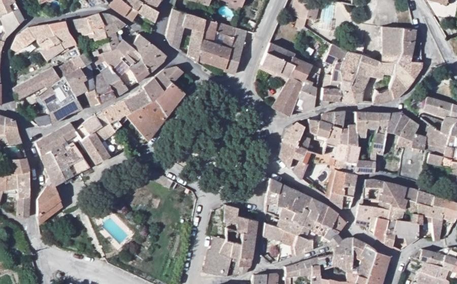 Vue aérienne du Place de la Fontaine