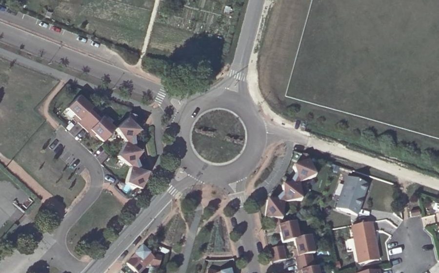 Vue aérienne du Rond-Point du 9 Novembre 1989