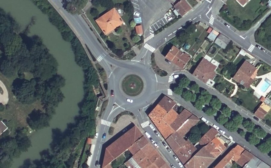 Vue aérienne du Place de la Porte de Rieux